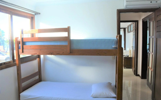 Araca Praia Flat