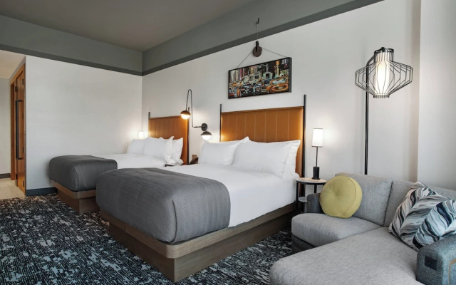 The Farnam, Autograph Collection