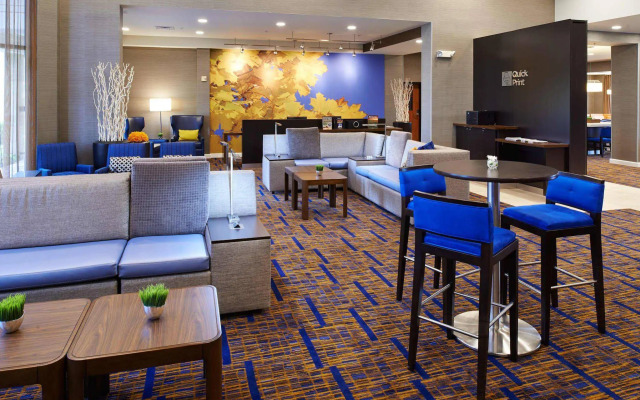 Courtyard by Marriott Kansas City Overland Park/Convention Center