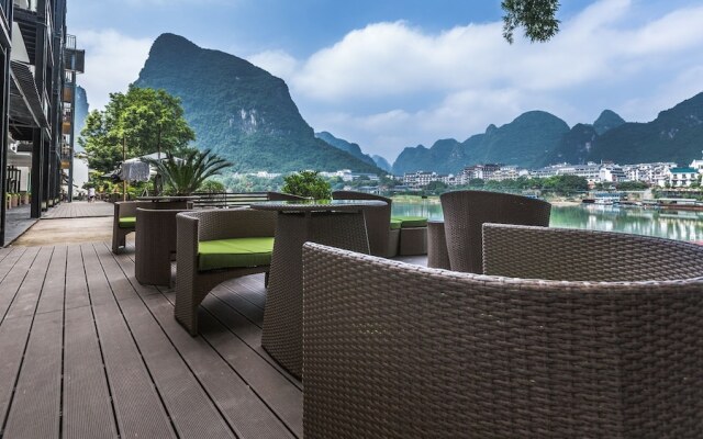 Sea Lily Yangshuo Riverside Resort