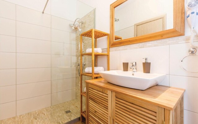 Awesome Home in Selce With Wifi and 4 Bedrooms