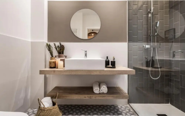 Pedra - 4 Bedrooms in Trafalgar