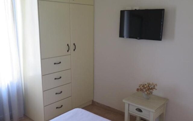 Kaminaki Amorgos Studios & Apartments
