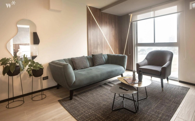 Monochromatic 1BR in Lovely Barranco