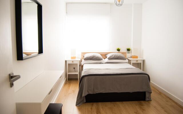 Home2Book Modern Center Apartment +WiFi & Terrace