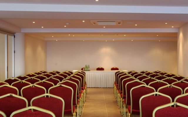 Almiros Beach Hotel