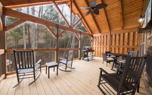 Splash Mountain Lodge