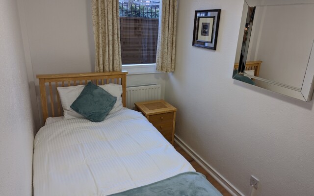 Beautiful Independent Apartment in London, UK