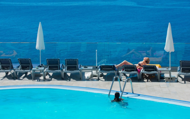Hotel Duas Torres