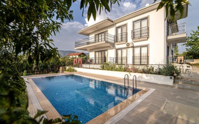 Charming House With Nature View in Fethiye