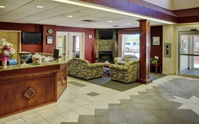Lakeview Inns & Suites - Chetwynd