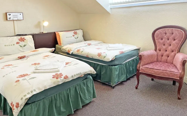 Helmshore Hotel