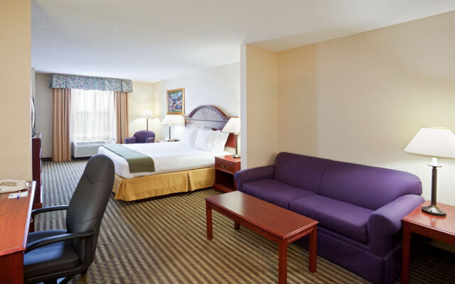 Holiday Inn Express & Suites Circleville