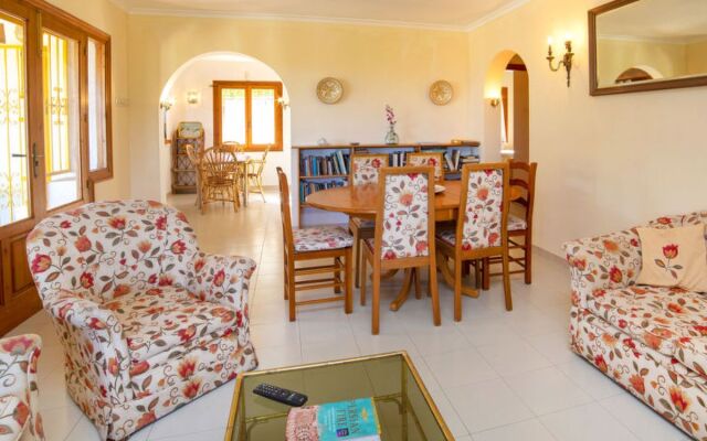 House Amarilla Benissa