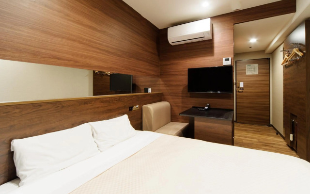 Osaka Fujiya Hotel