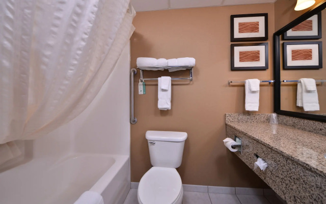 Comfort Inn Albert Lea at Trails Travel Center