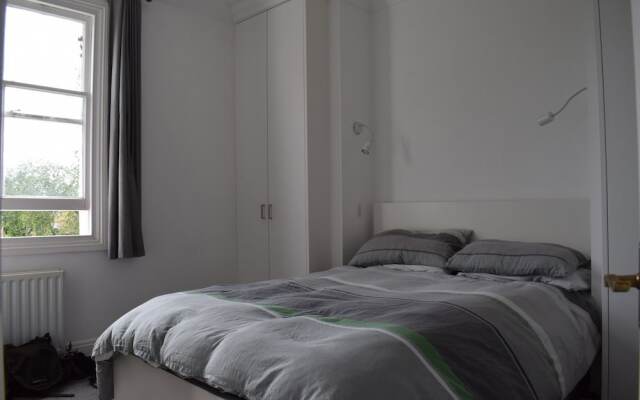 1 Bedroom Flat in Stockwell