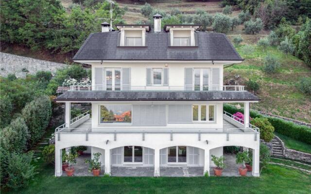 Villa Desira by Casa da Suite