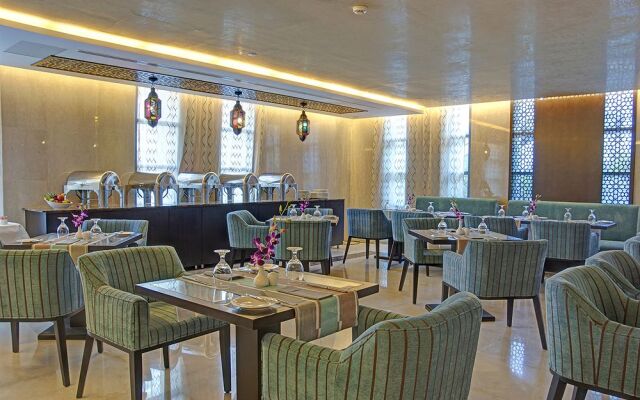 Boutique 7 Hotel & Suites