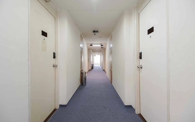 RedDoorz near Kebayoran Baru Blok S