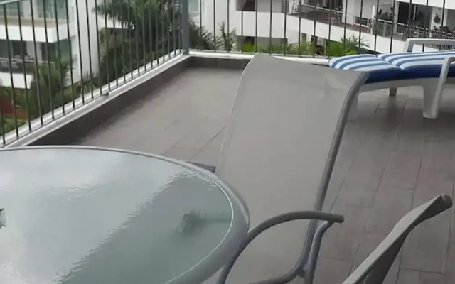 Condo Isa