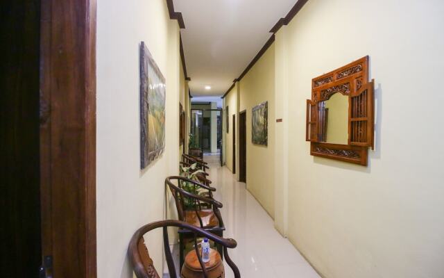 Airy Eco Syariah  Manunggal Kebonsari Blok B 9 Surabaya