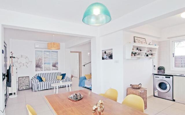 Nissini Shell, 3 bedroom villa with private pool at Nissi Beach