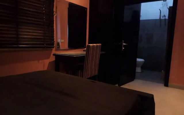 Allure Suites