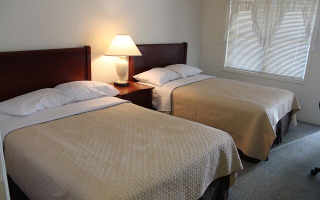 New River Inn and Cabins