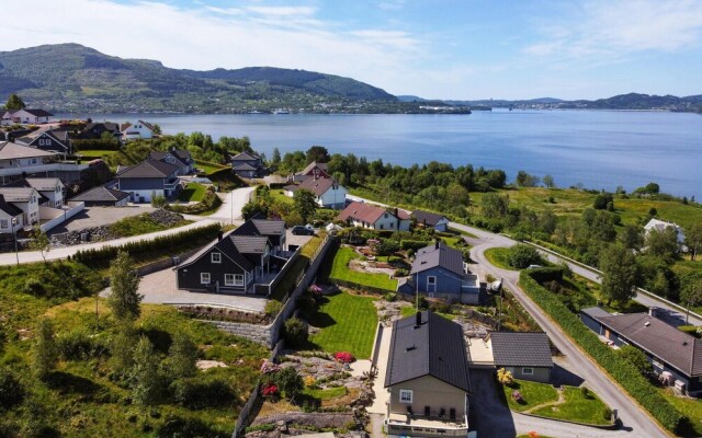 Beautiful Home in Valestrandsfossen With Wifi and 3 Bedrooms