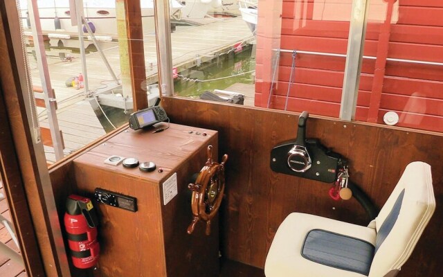 Amazing Ship/boat in Radewege With 2 Bedrooms