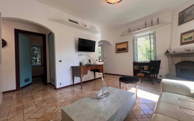 Charming Apt Near the Beach