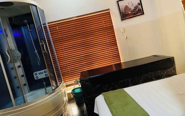 Davvy Hotel and Apartments