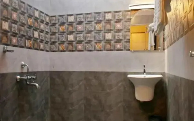 Saffronstays Casa Marari