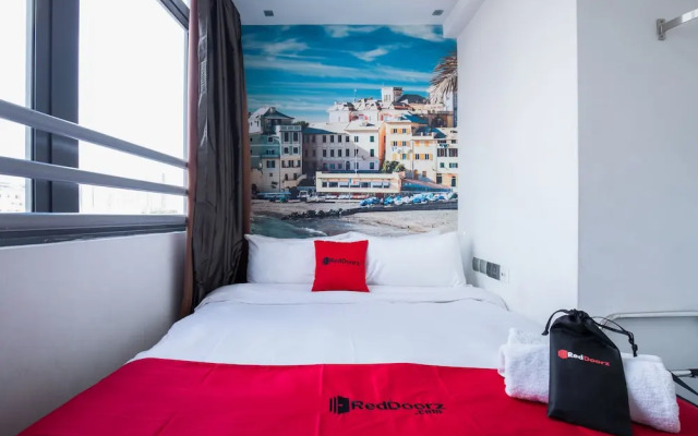 RedDoorz Plus @Little India