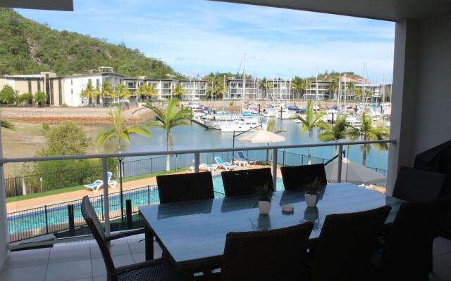 Beachside Apartment 17