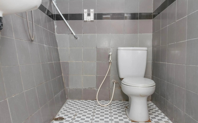 RedDoorz Plus @ Otista Garut