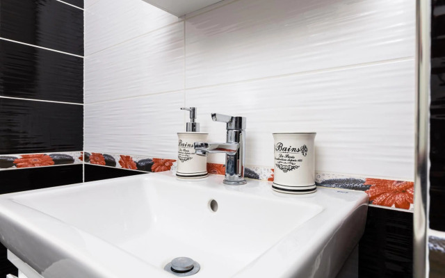 Beautiful 1BD Apartment with a Parking Spot