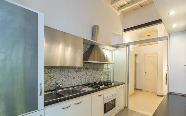 Rental in Rome Bernini Square