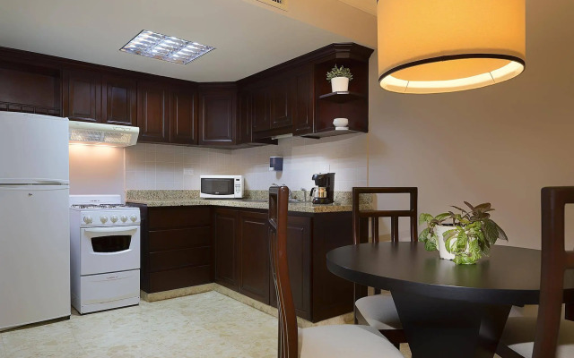 Plaza Florida Suites