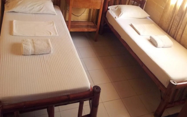 La Maria Pension And Tourist Inn Hotel