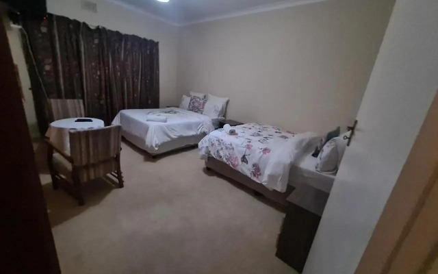 Zenith House Boston Self Catering Accomodation