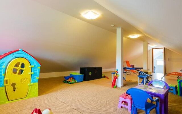 Balaton Colors Beach Hotel