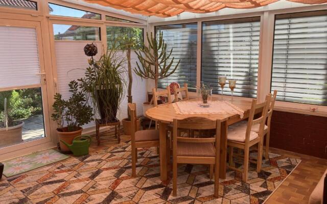 Schöne 80qm Ferienwohnung in ruhiger Lage