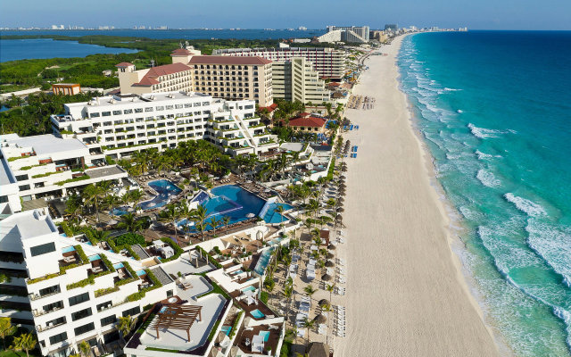 Отель Now Emerald Cancun (ex.Grand Oasis Sens)
