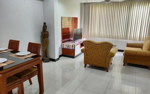 Amstellux Apartments