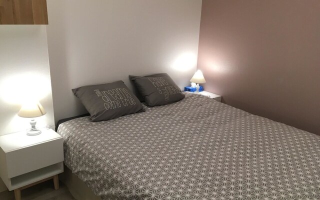 Apartment With one Bedroom in Besançon, With Wifi