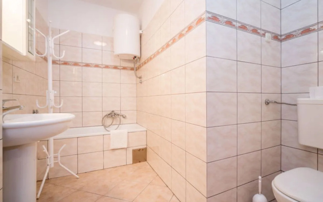 Apartment Fuma St.Georges-de-Montclard 16356