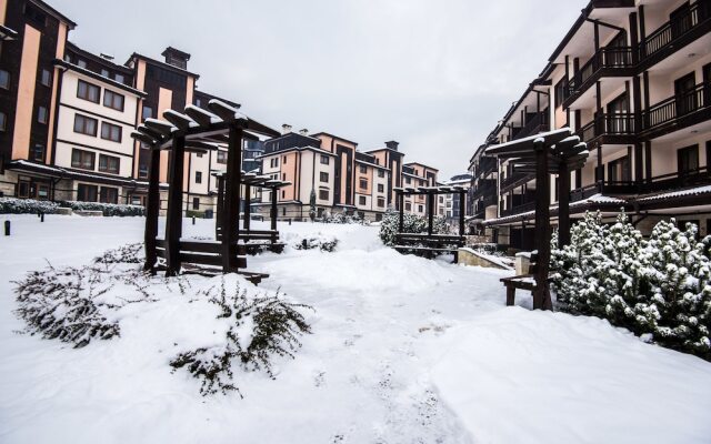 Apartments in Down Town Complex