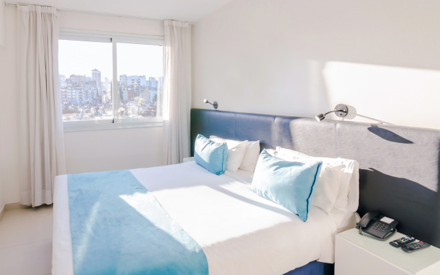CH Recoleta Suites